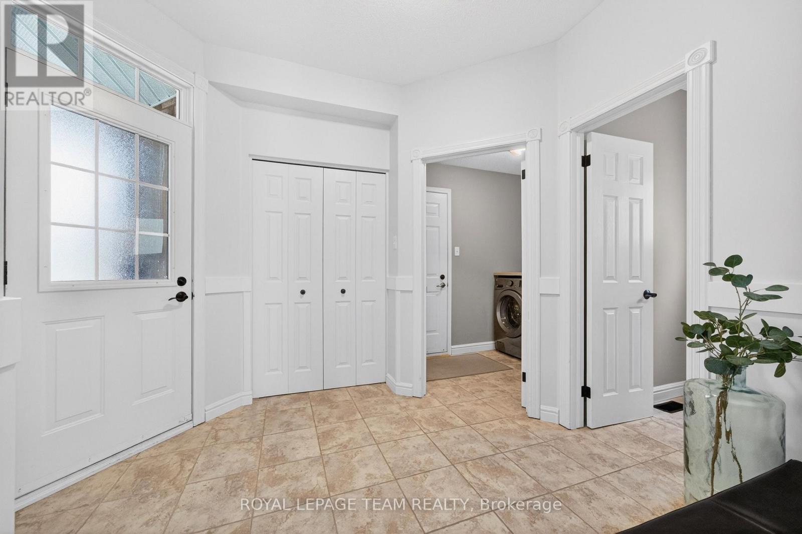 29 MATTAWA CRESCENT - 5