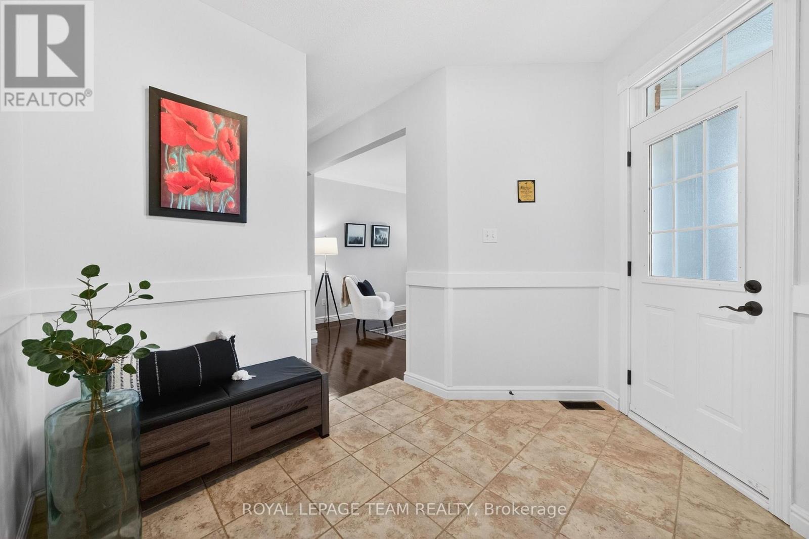 29 MATTAWA CRESCENT - 6