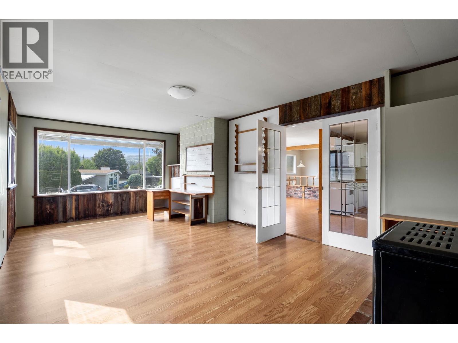 594 Brentwood Avenue - 13