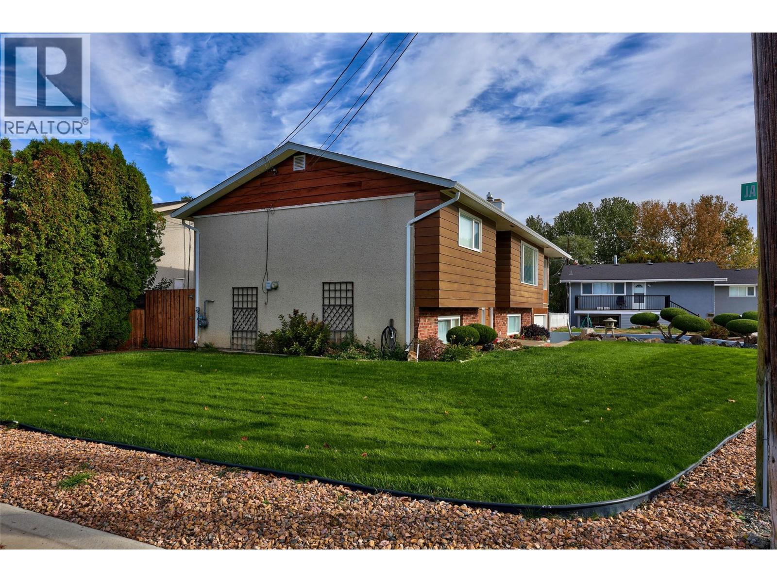 594 Brentwood Avenue - 38