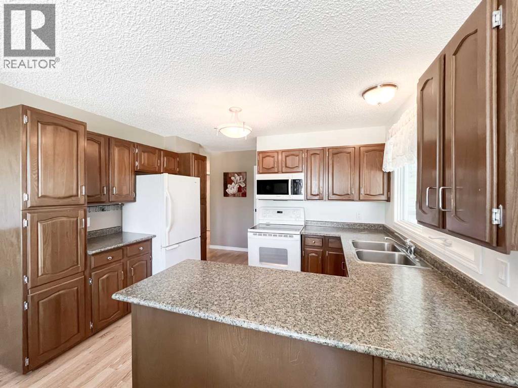 107 4 Avenue SW - 11