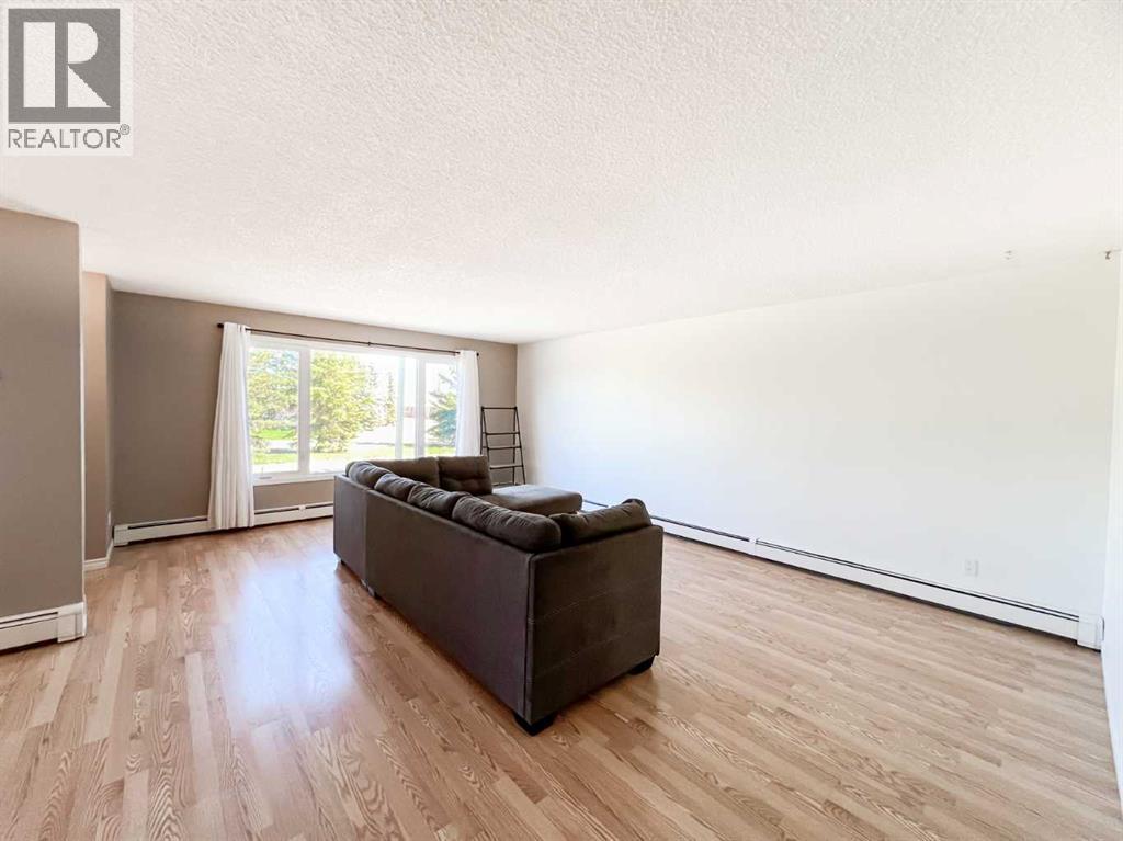 107 4 Avenue SW - 14