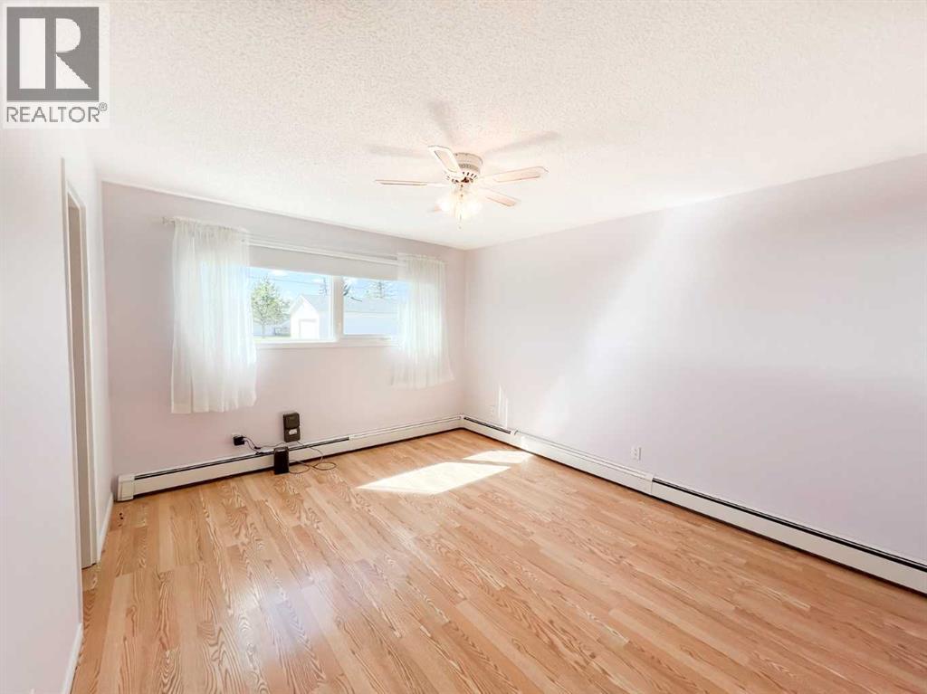 107 4 Avenue SW - 16