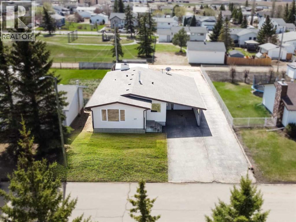 107 4 Avenue SW - 3