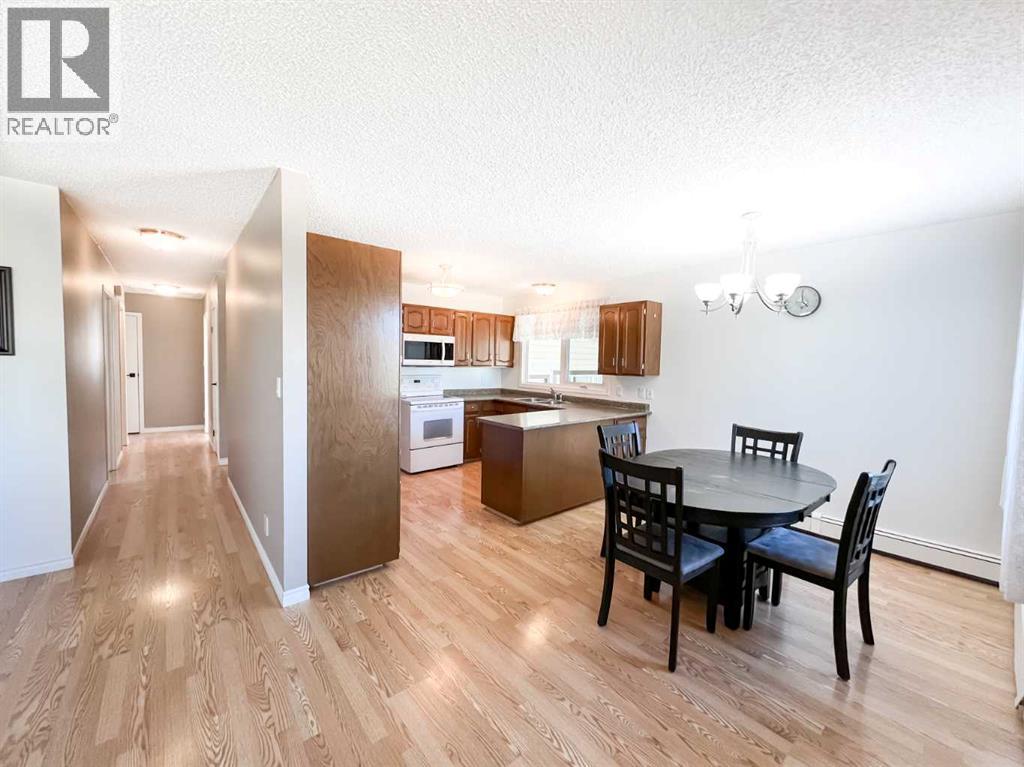 107 4 Avenue SW - 8
