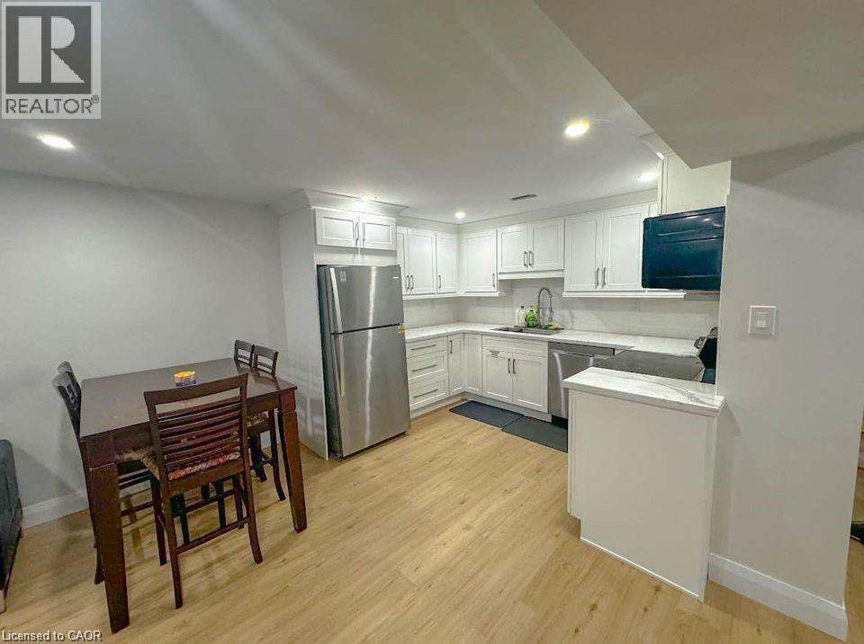 22 HEBEL Place Unit# LOWER, Kitchener, Ontario, N2G3J4 — Photo 3
