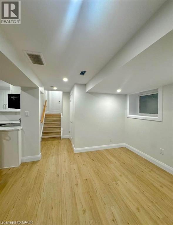 22 HEBEL Place Unit# LOWER, Kitchener, Ontario, N2G3J4 — Photo 5