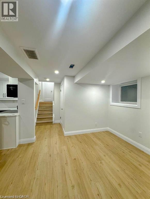 22 HEBEL Place Unit# LOWER, Kitchener, Ontario, N2G3J4 — Photo 7