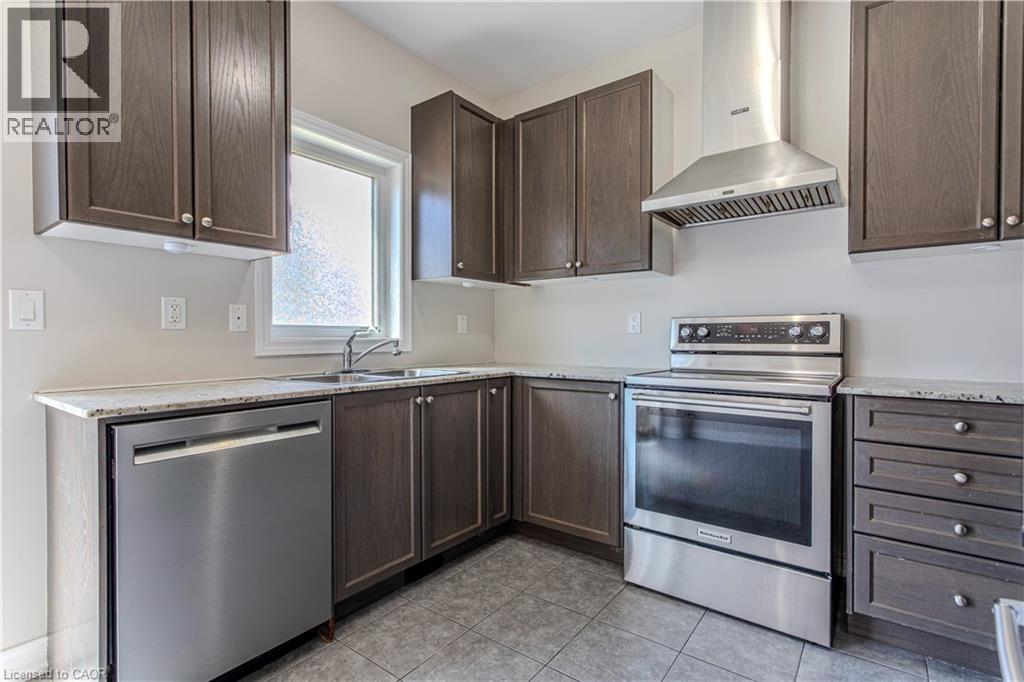 3896 TUFGAR Crescent, Burlington, Ontario, L7M1N7 — Photo 15