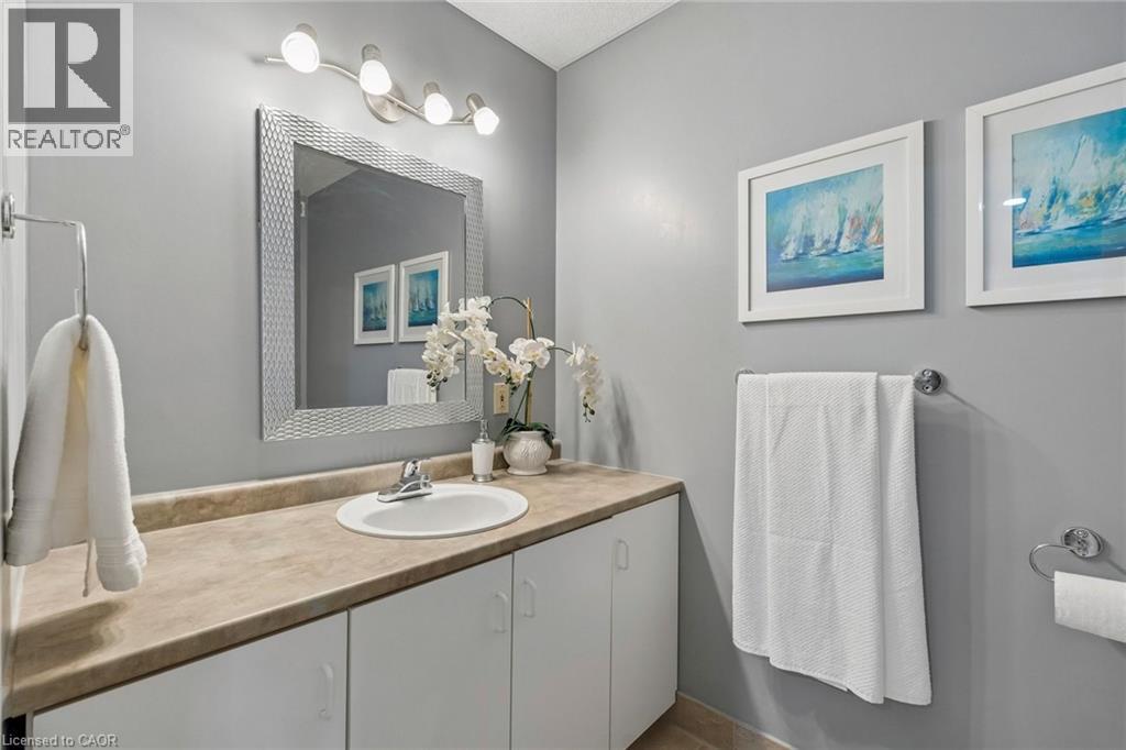 31 MAYFAIR Drive, Welland, Ontario, L3C7A2 — Photo 30