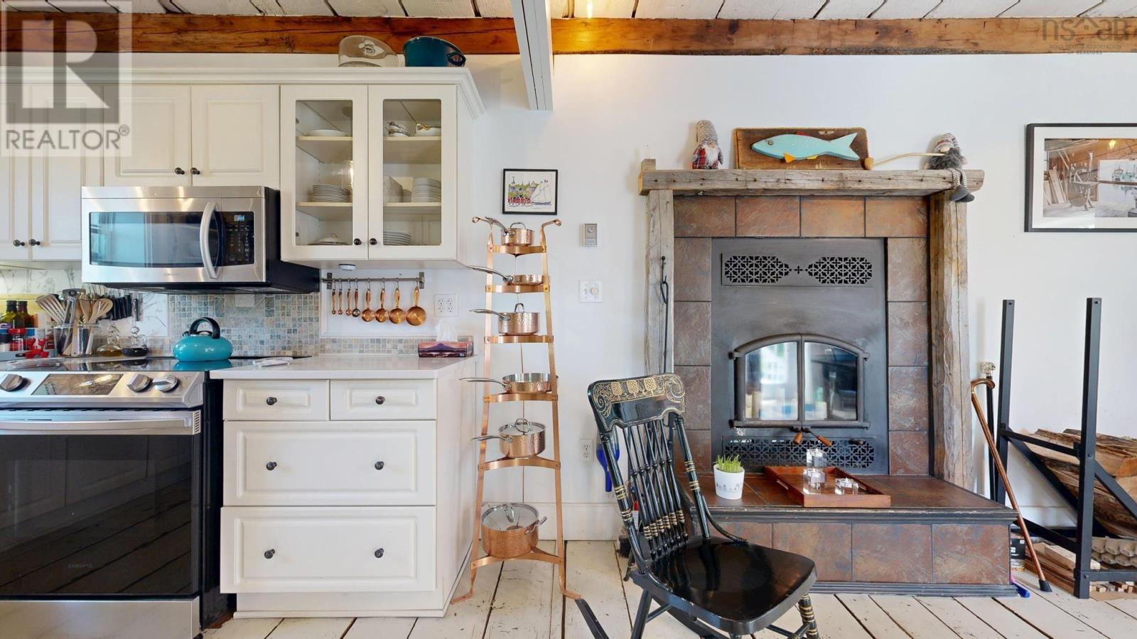647 Blue Rocks Road - 11