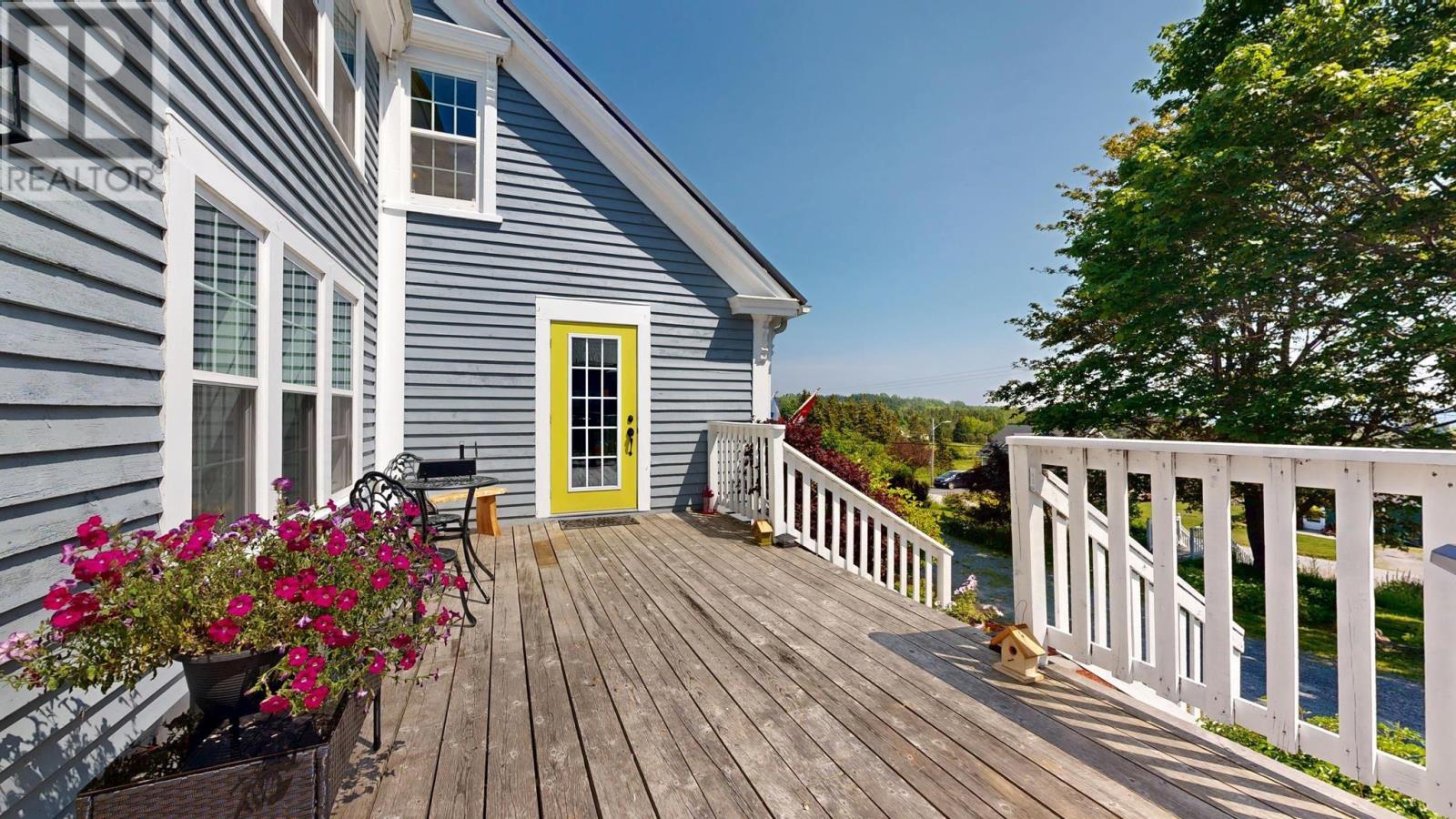 647 Blue Rocks Road - 35