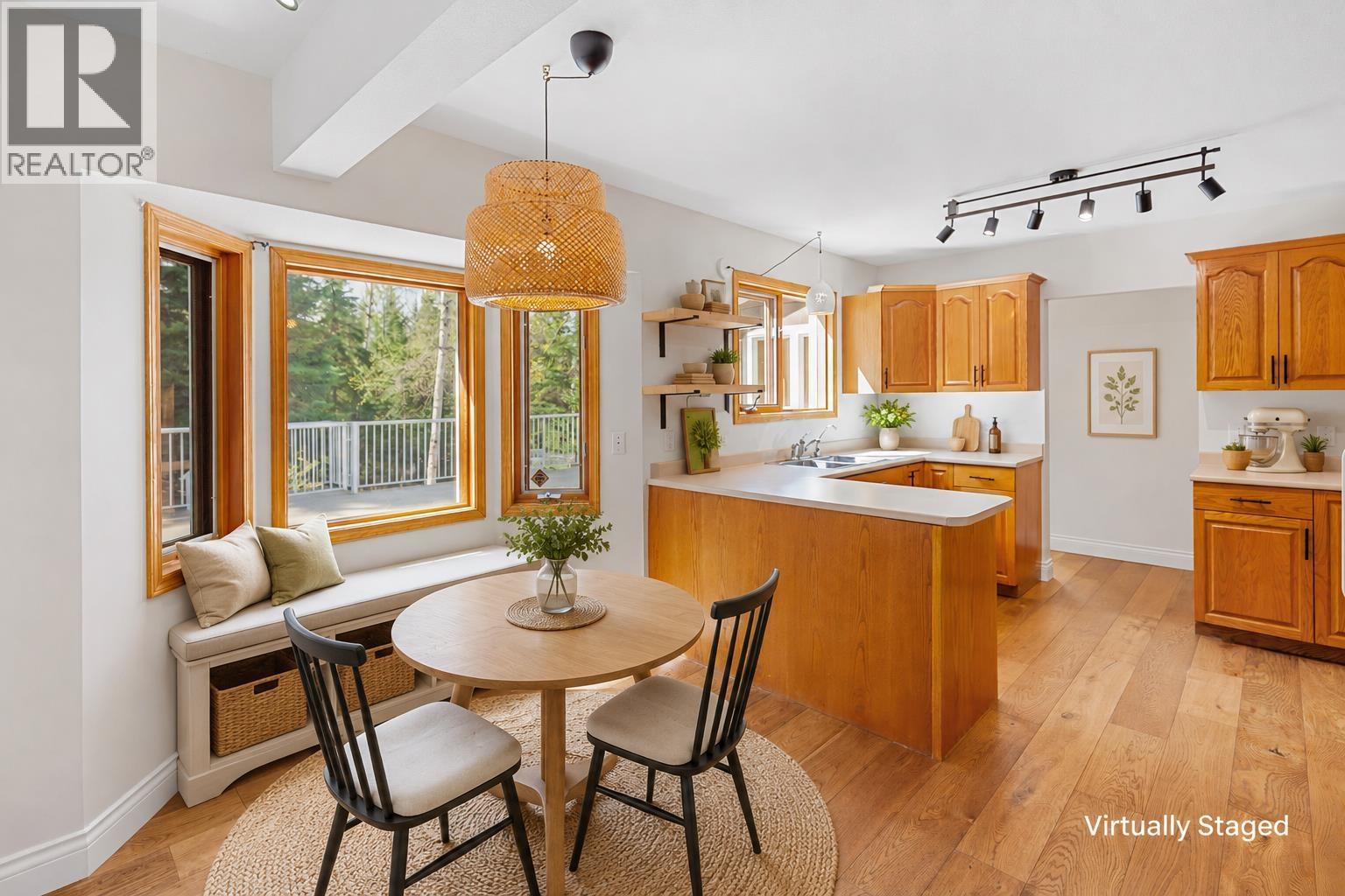 Photo 12 of 40 — 23830 WEST LAKE ROAD · Prince George, BC
