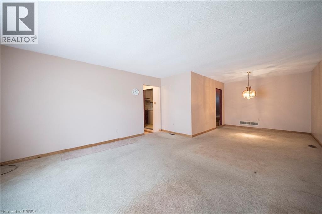 681 UPPER HORNING Road, Hamilton, Ontario, L9C7R3 — Photo 8