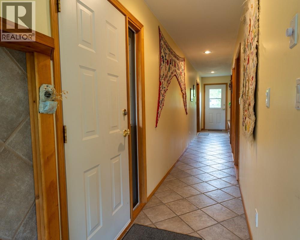 720 2ND Street - 14