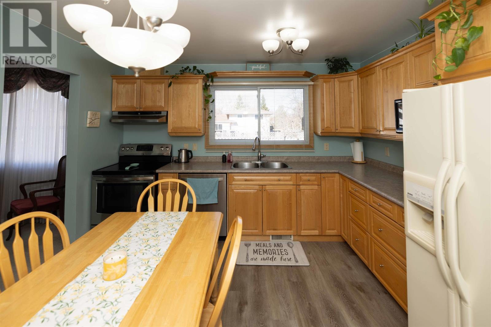 510 Acadia CT, Thunder Bay, Ontario, P7C5B8 — Photo 13