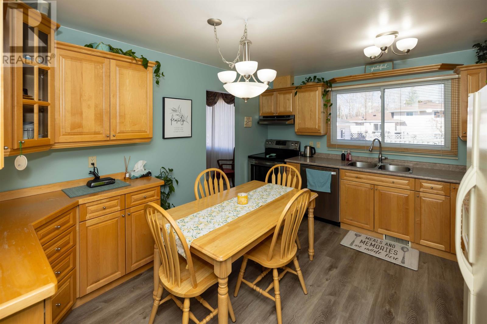 510 Acadia CT, Thunder Bay, Ontario, P7C5B8 — Photo 14