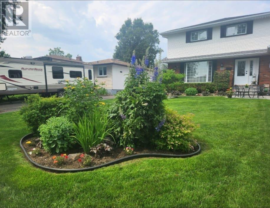 510 Acadia CT, Thunder Bay, Ontario, P7C5B8 — Photo 41