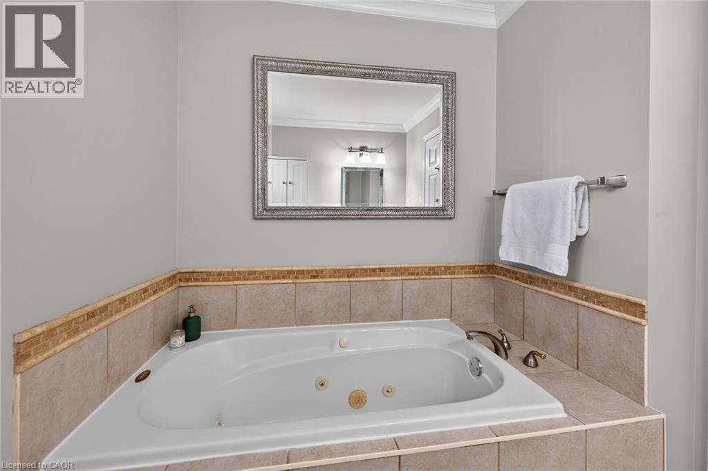 135 INDEPENDENCE Drive, Hamilton, Ontario, L8W3C2 — Photo 3