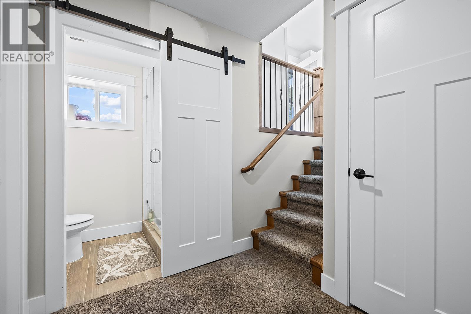  10694 Bonnie Drive, Lake Country