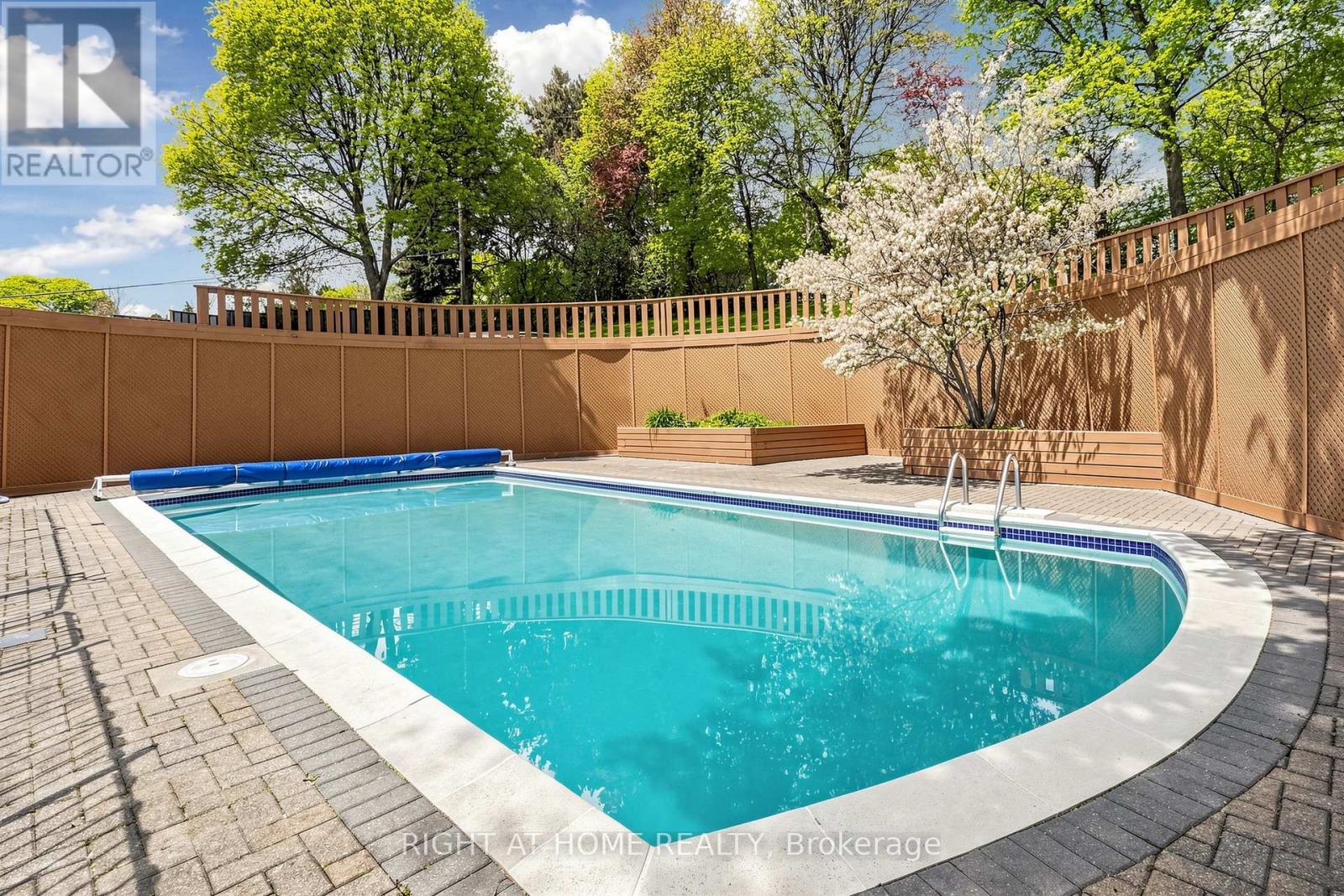 41 LARABEE CRESCENT - 10