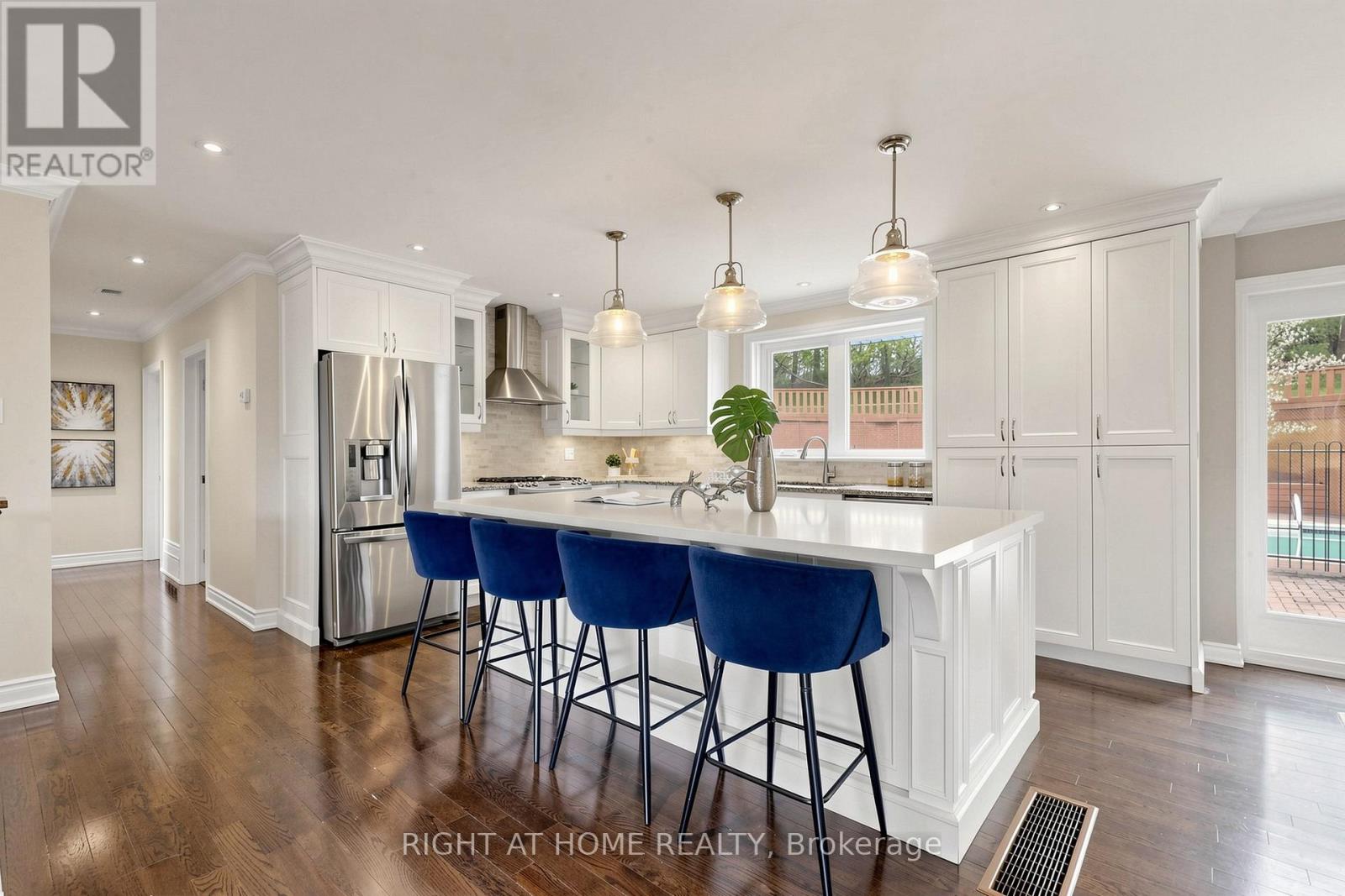 41 LARABEE CRESCENT - 13