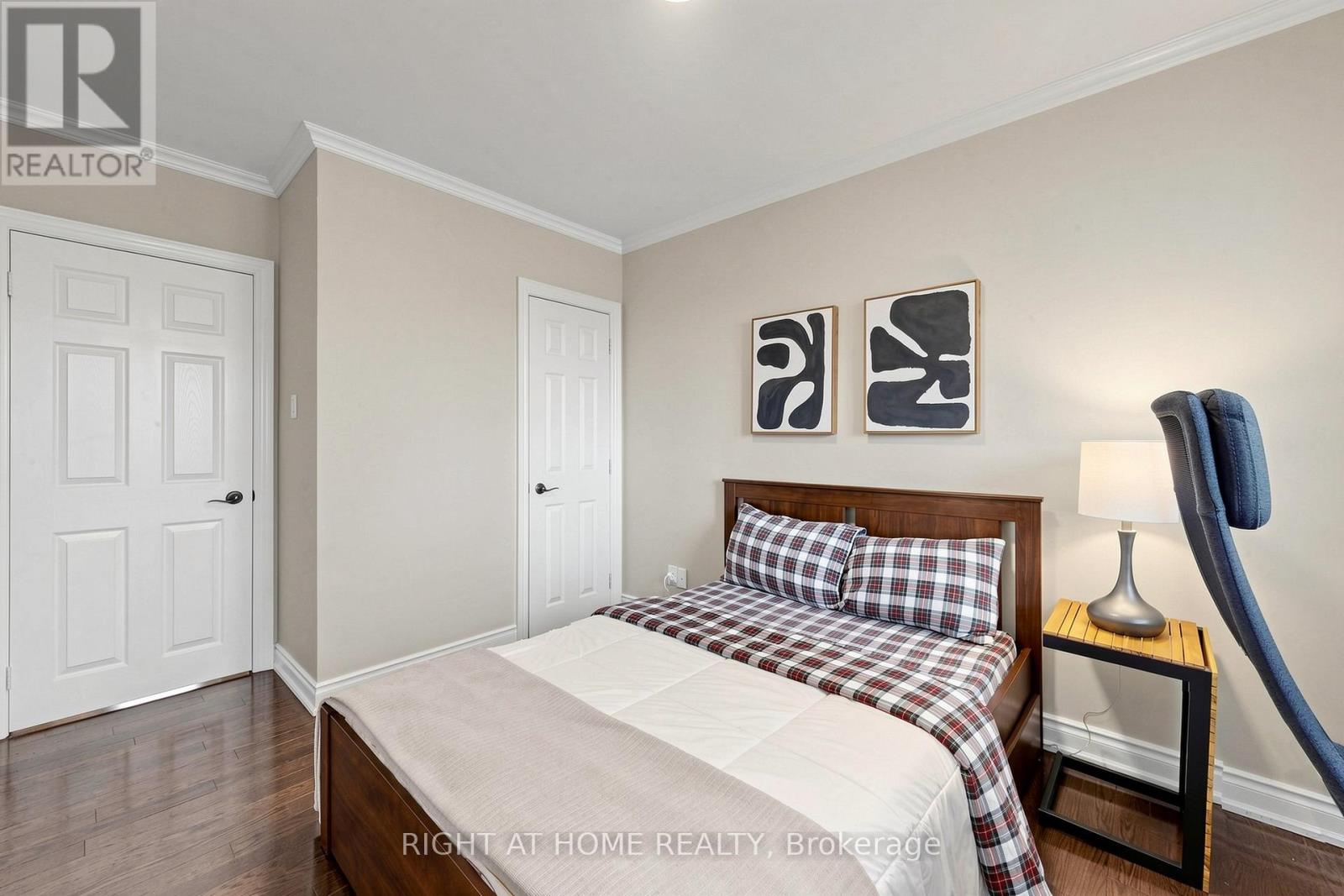 41 LARABEE CRESCENT - 28