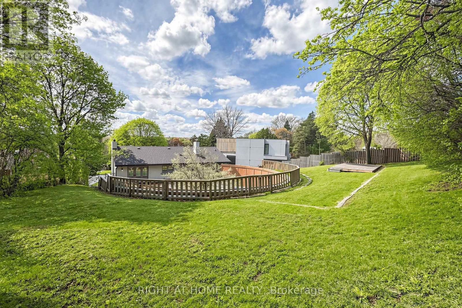 41 LARABEE CRESCENT - 6