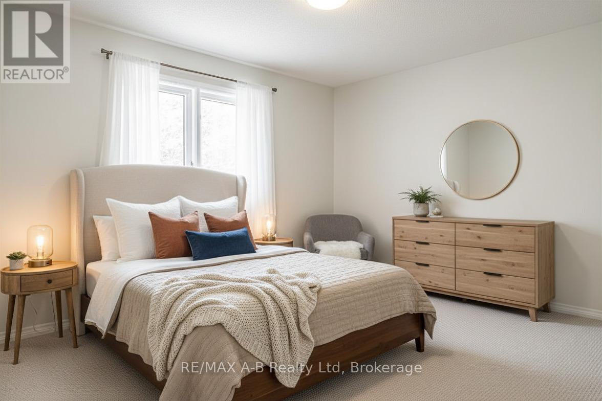 86 FREELAND DRIVE - 25