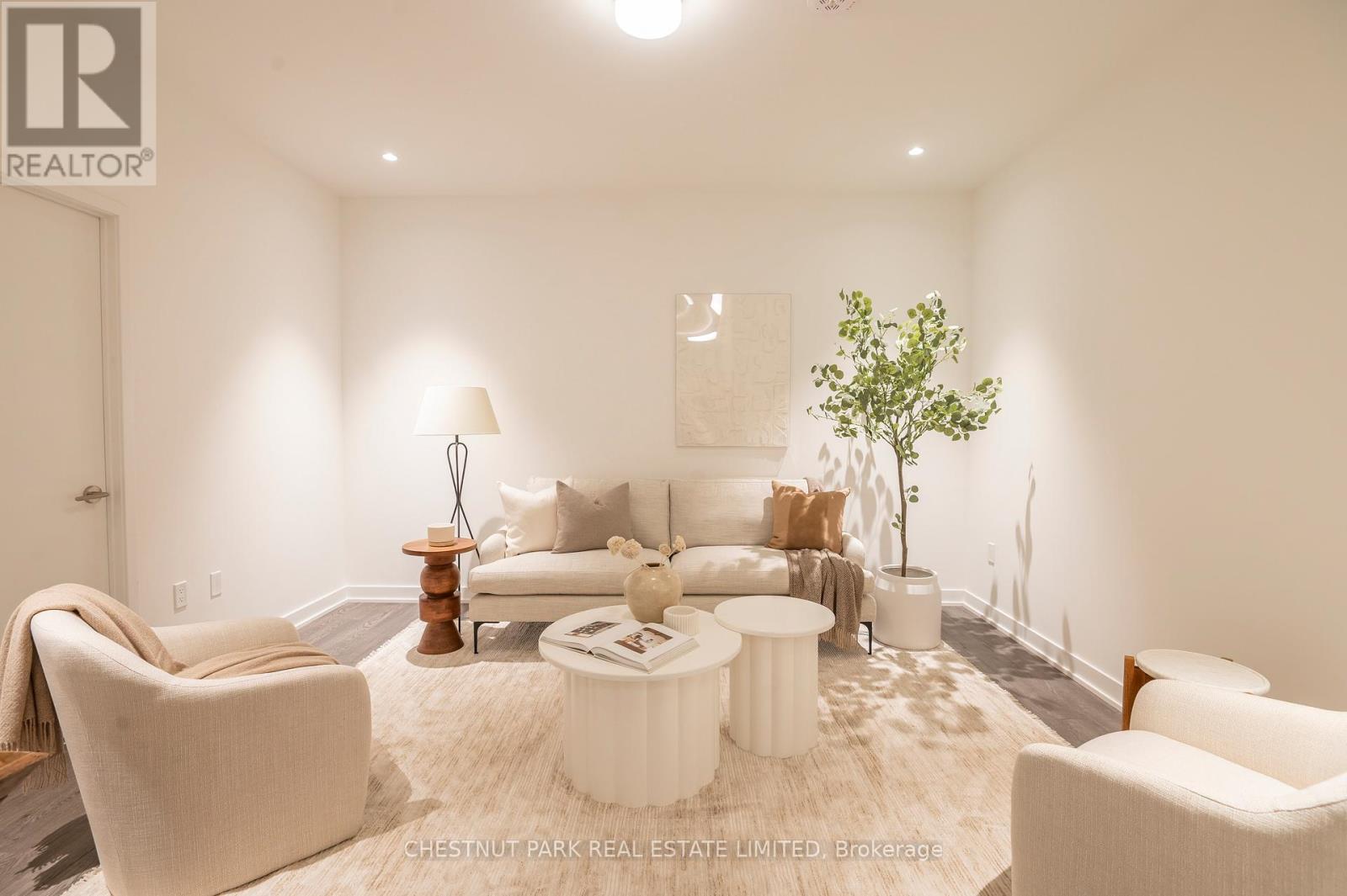 #TH 01 20 O'NEILL ROAD - 34