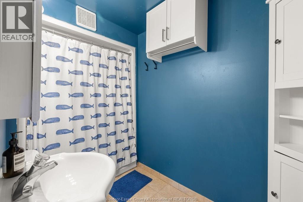 2519 PILLETTE, Windsor, Ontario, N9N0J3 — Photo 13