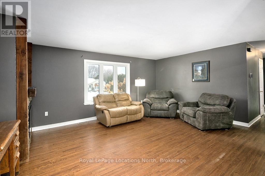3 SHIRLEY COURT - 10