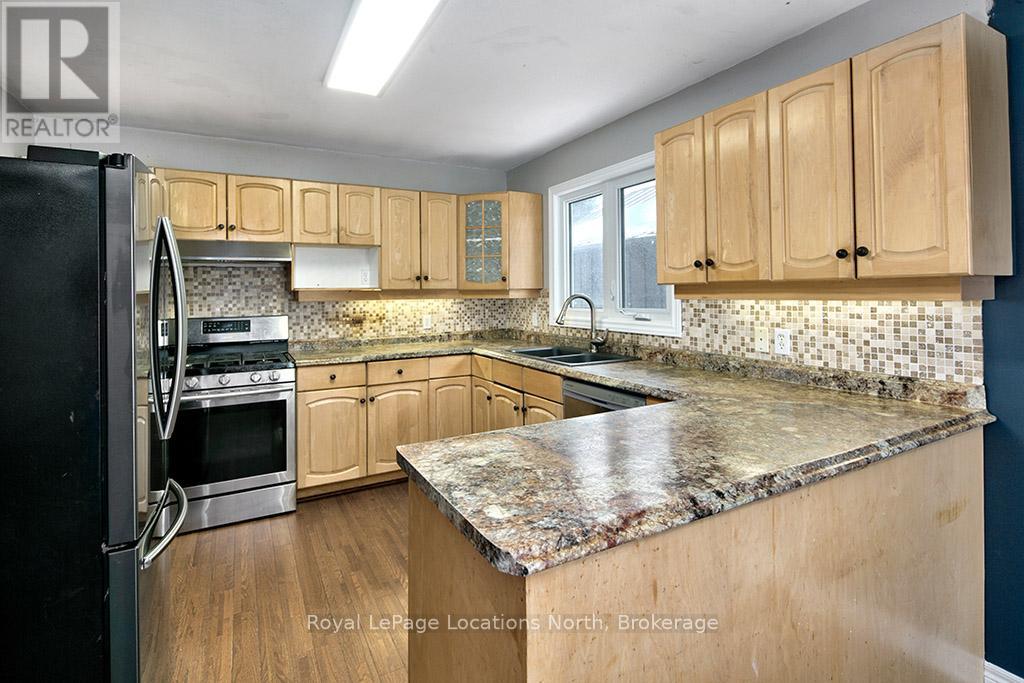 3 SHIRLEY COURT - 14