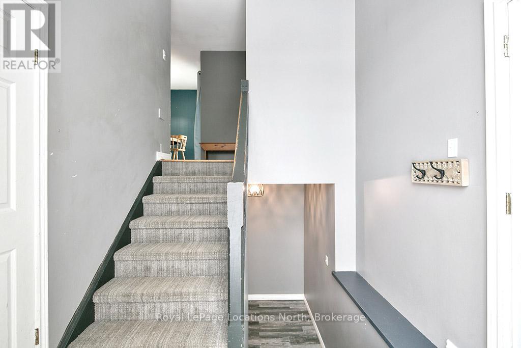3 SHIRLEY COURT - 6