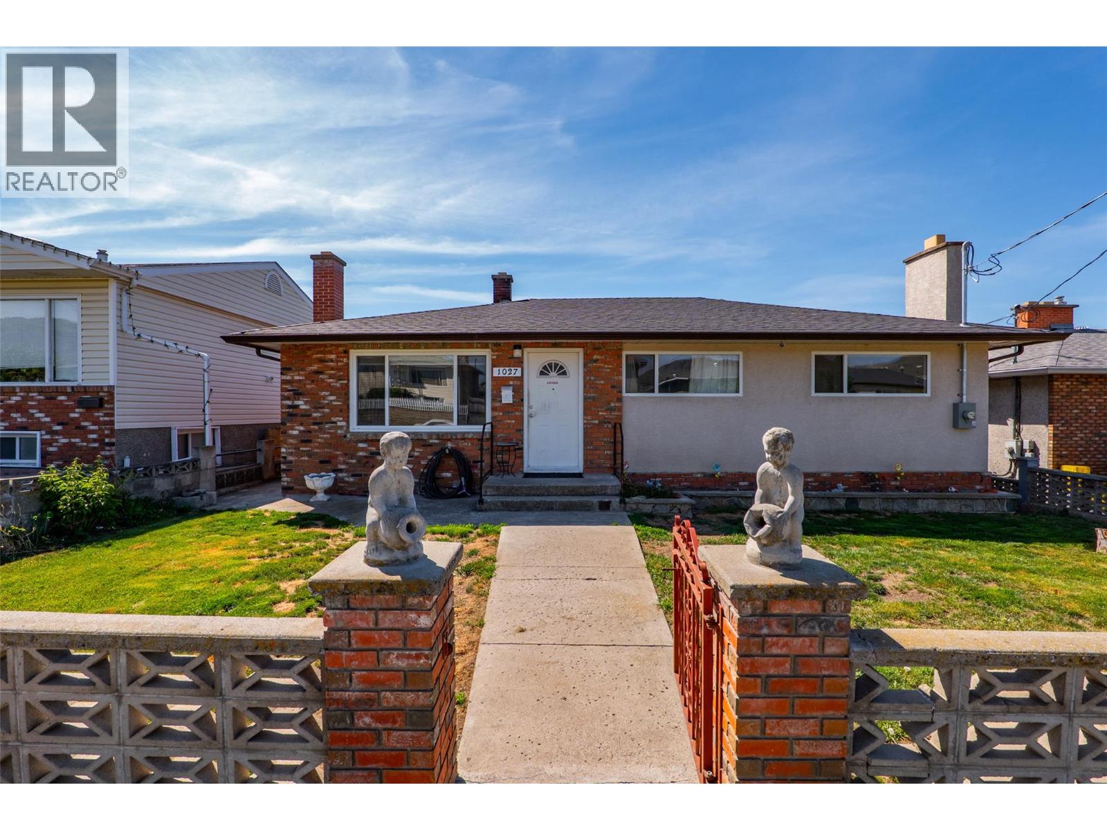 1027 Moncton Avenue - Image 2