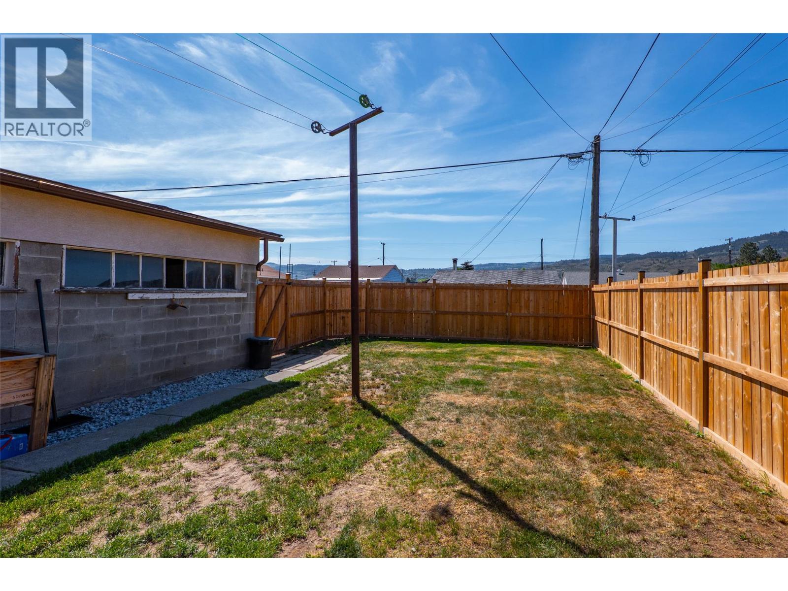 1027 Moncton Avenue - 33