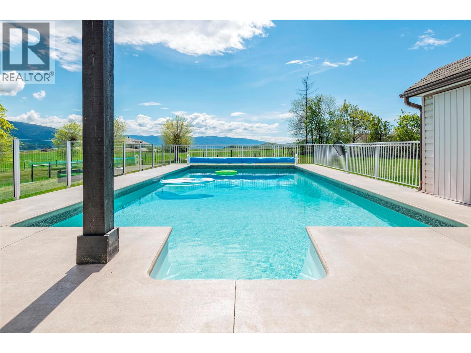 186 Stepping Stones Crescent - 60