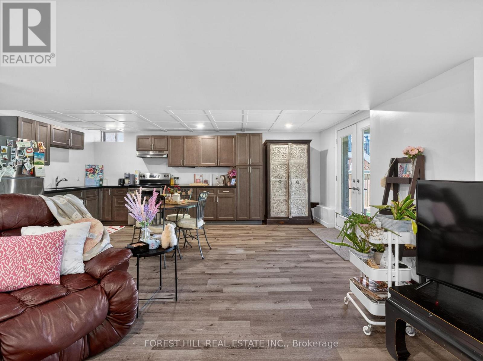 11 CARM SHIER COURT - 23