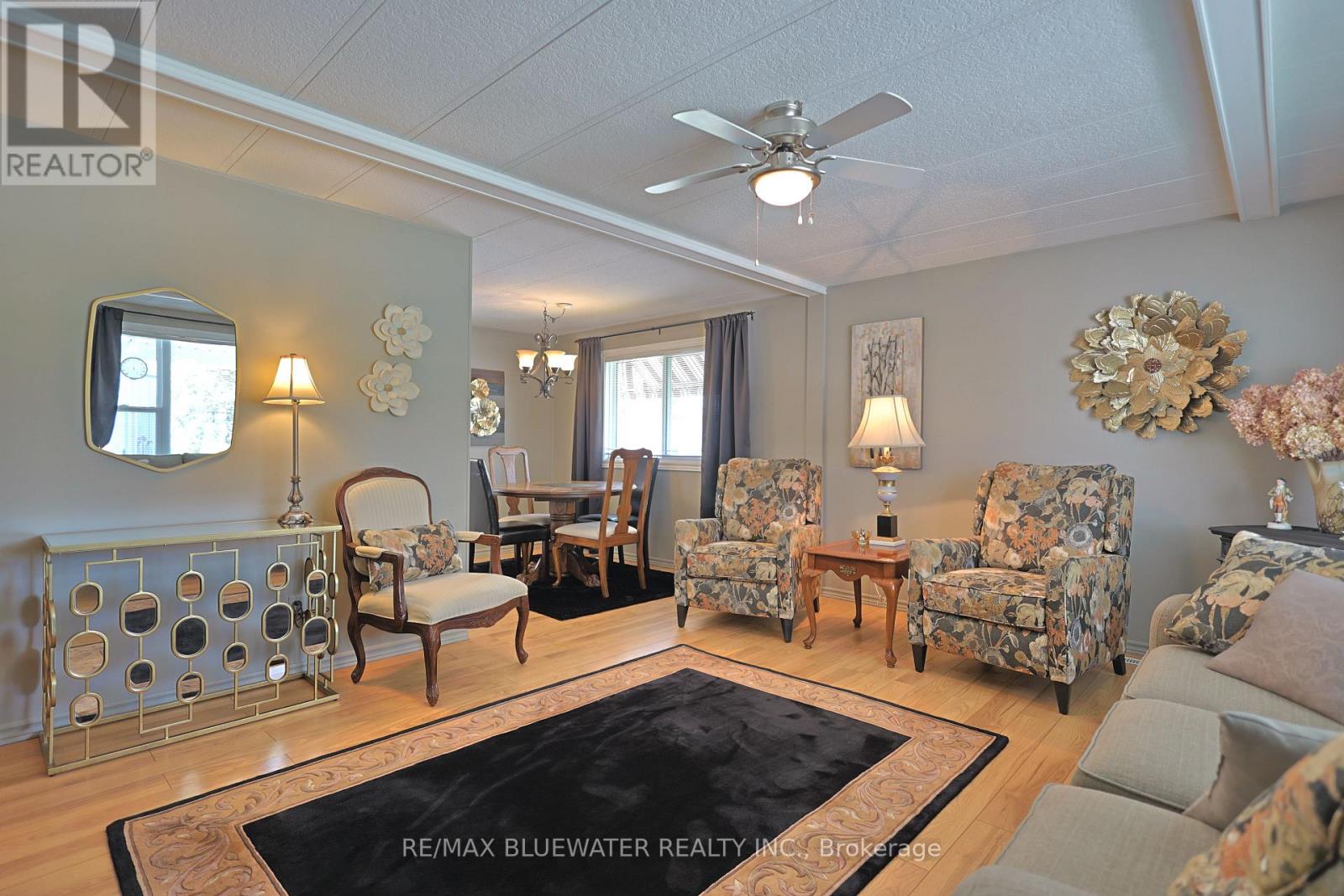101 SHANNON BOULEVARD - 14