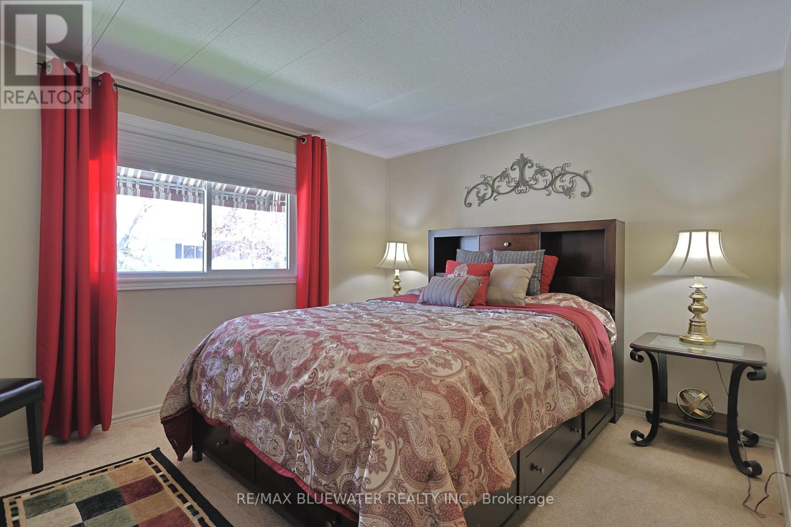101 SHANNON BOULEVARD - 22