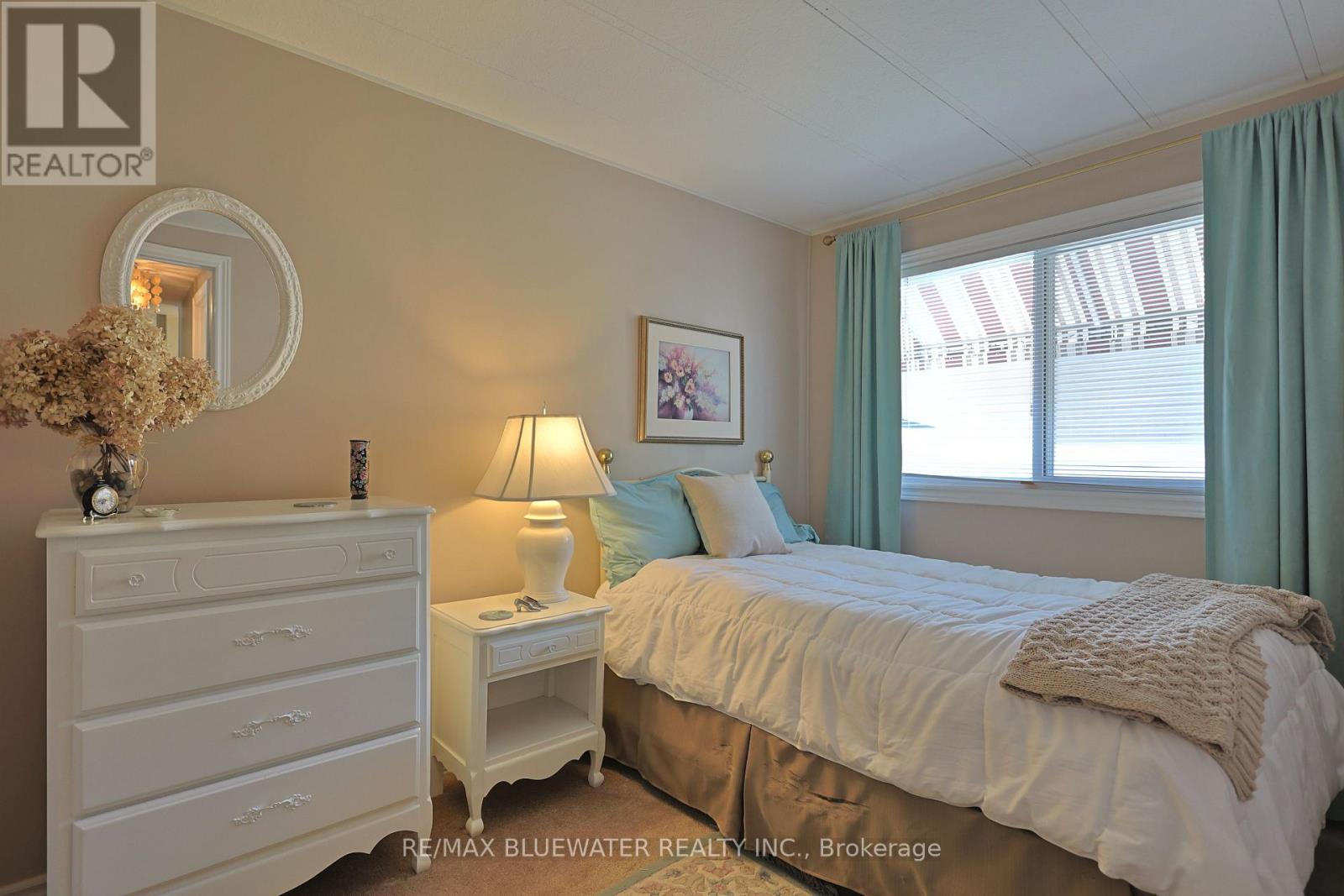 101 SHANNON BOULEVARD - 24