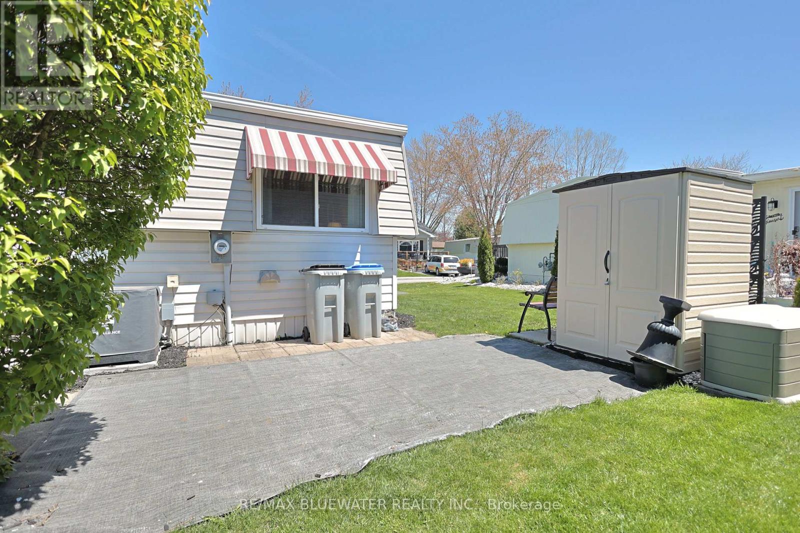 101 SHANNON BOULEVARD - 34