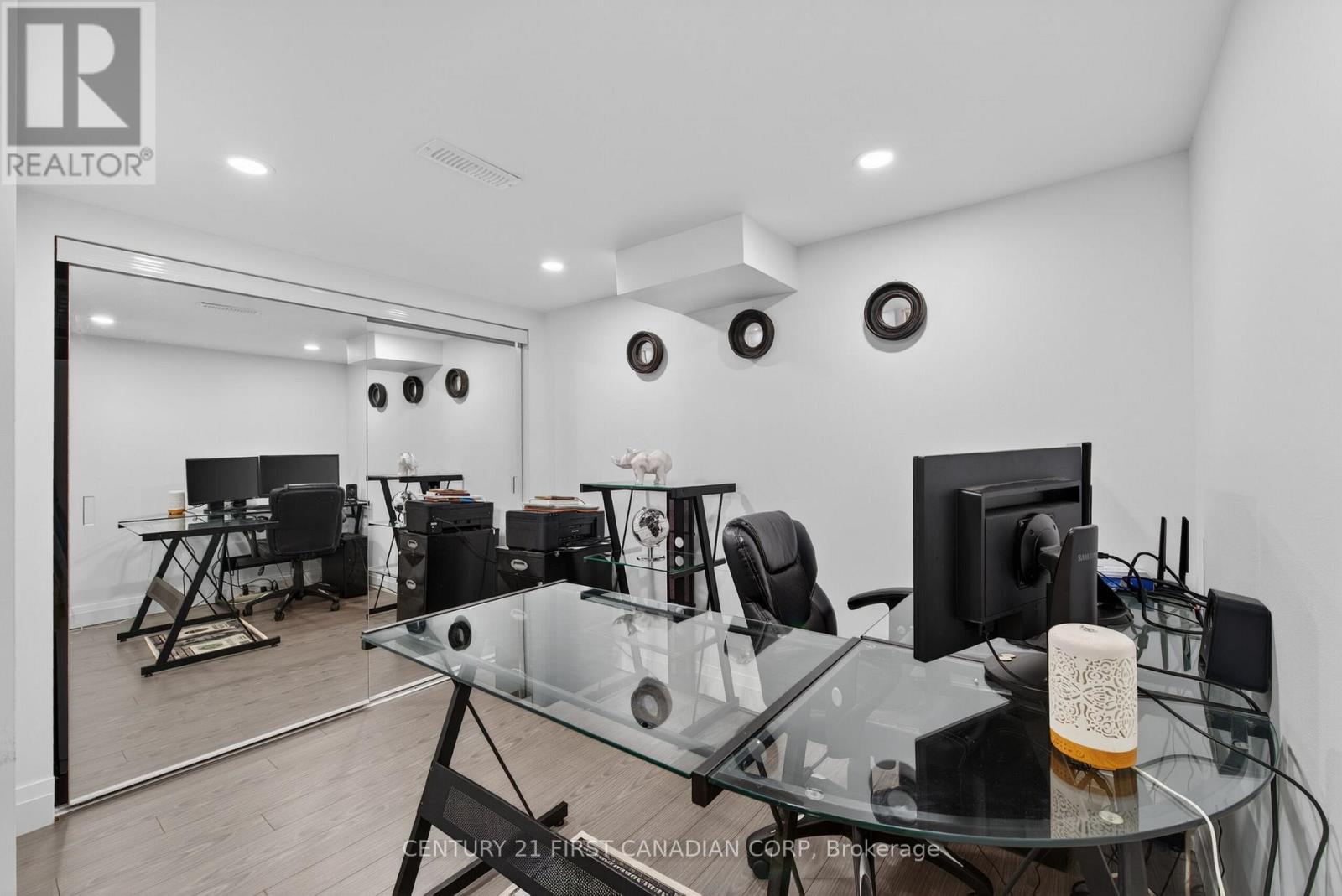 2344 BUROAK DRIVE - 32