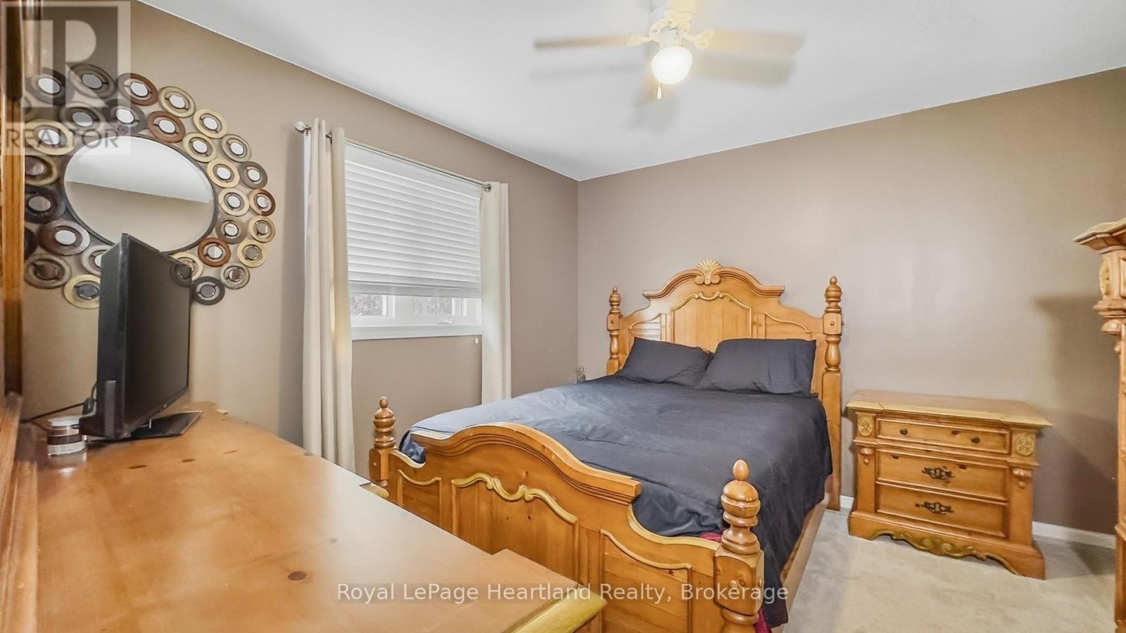 49 WELLINGTON STREET W - 20