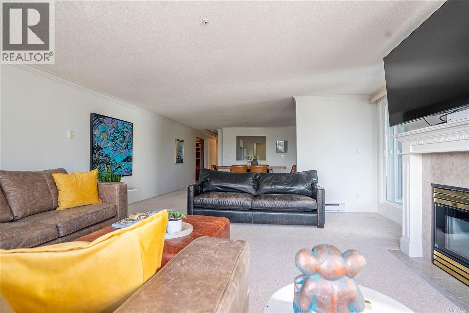 #306 5110 Cordova Bay Rd - 5