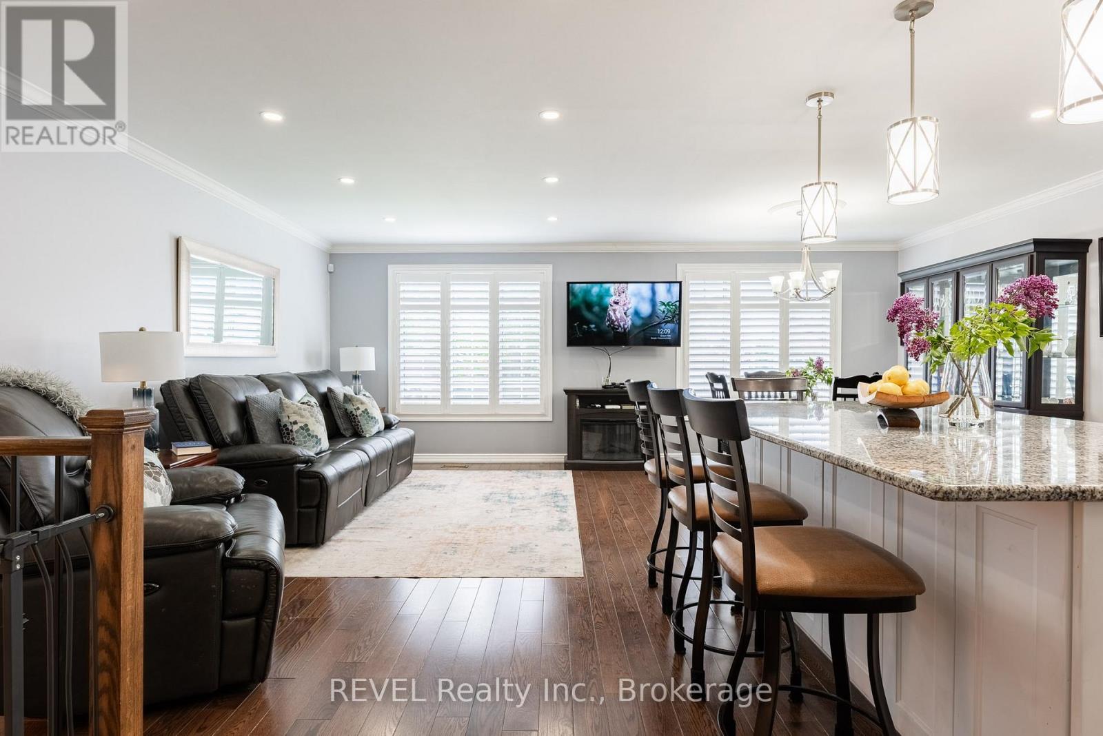 9 AMBERWOOD COURT - 19
