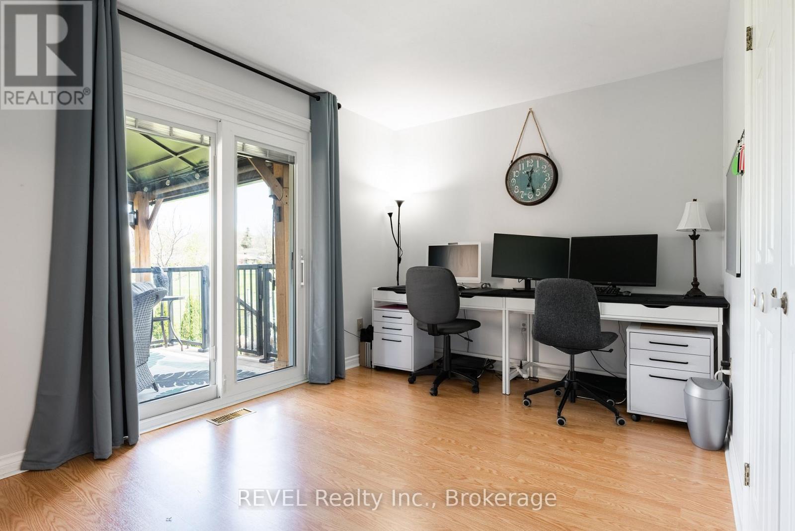 9 AMBERWOOD COURT - 23