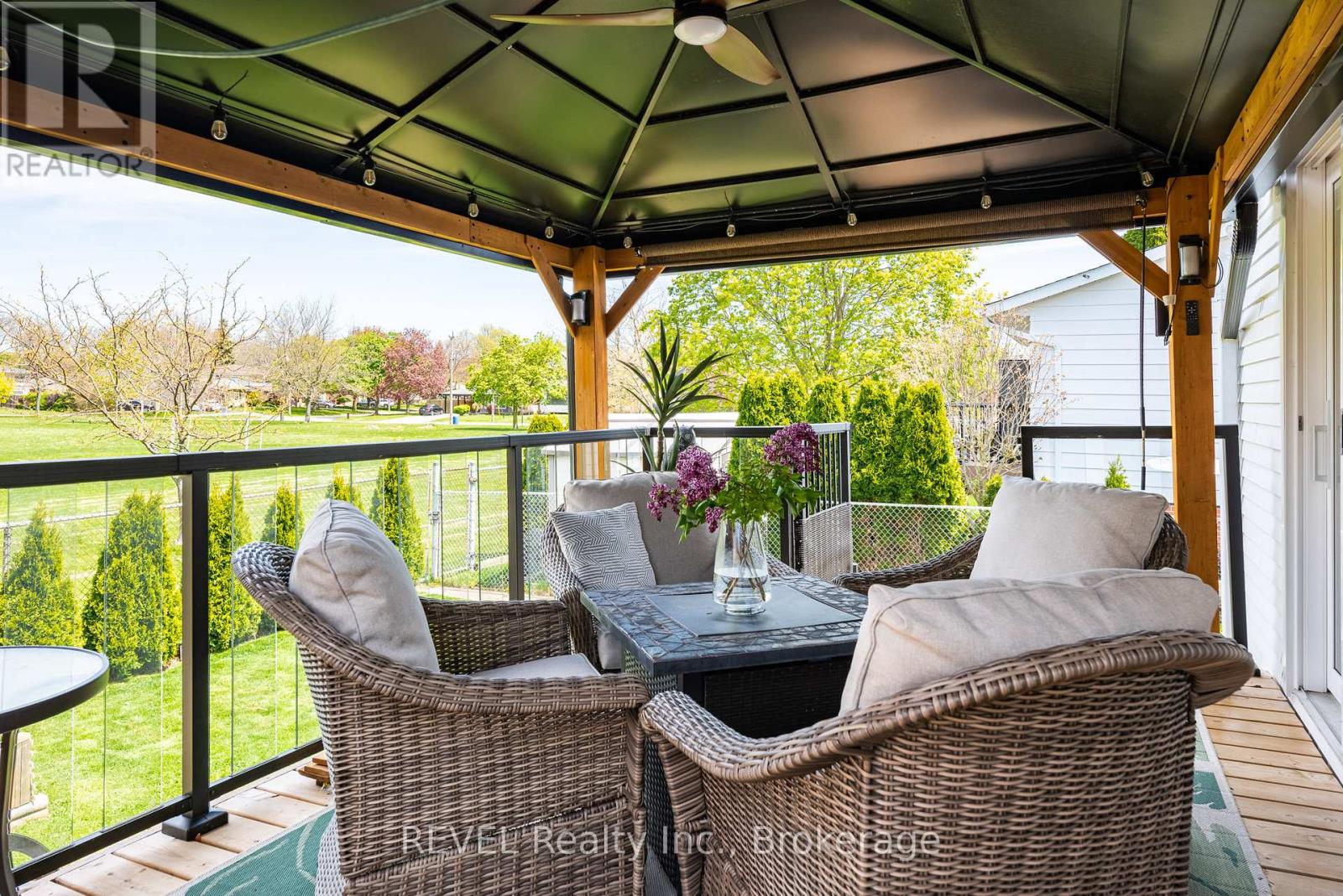 9 AMBERWOOD COURT - 33