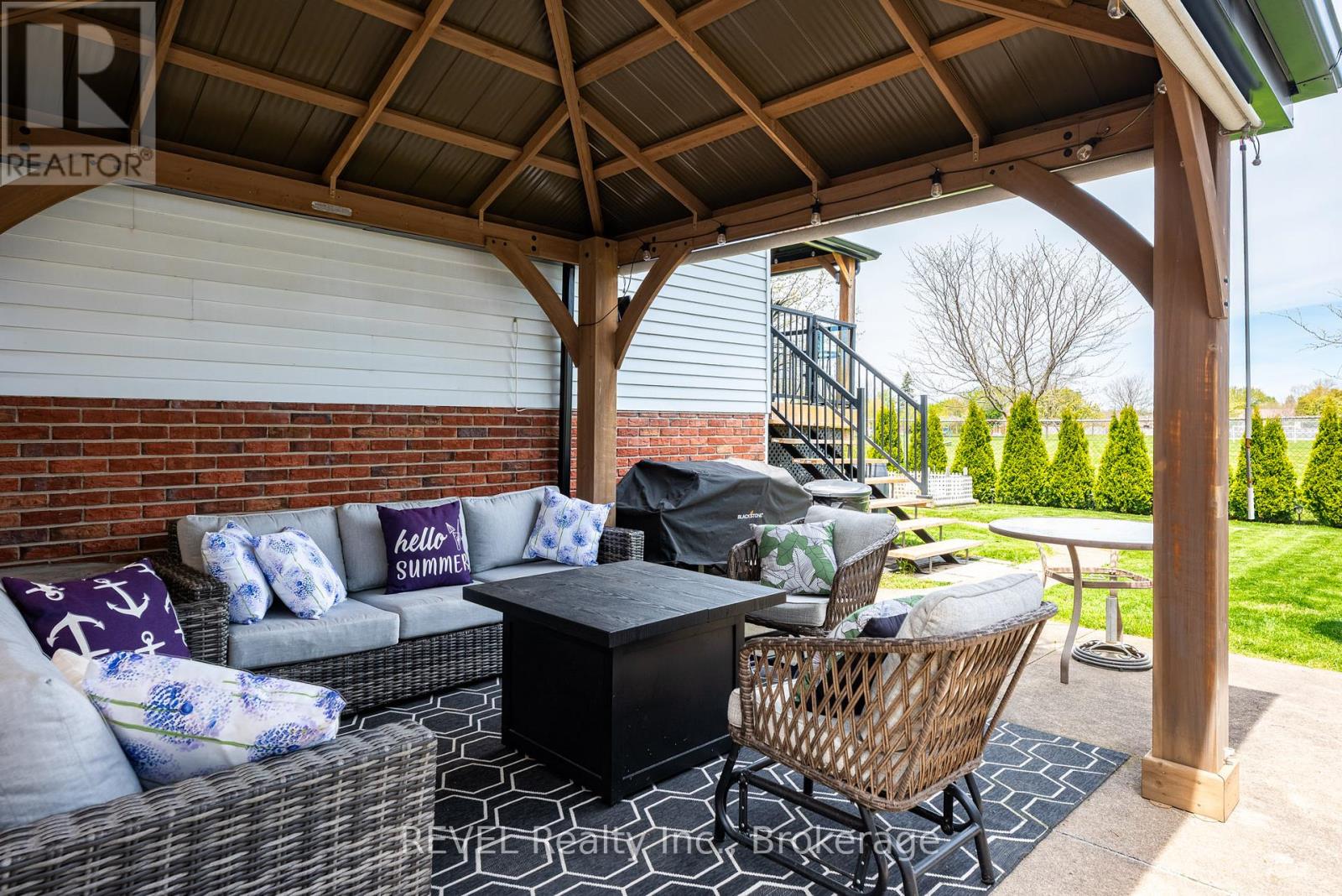 9 AMBERWOOD COURT - 34