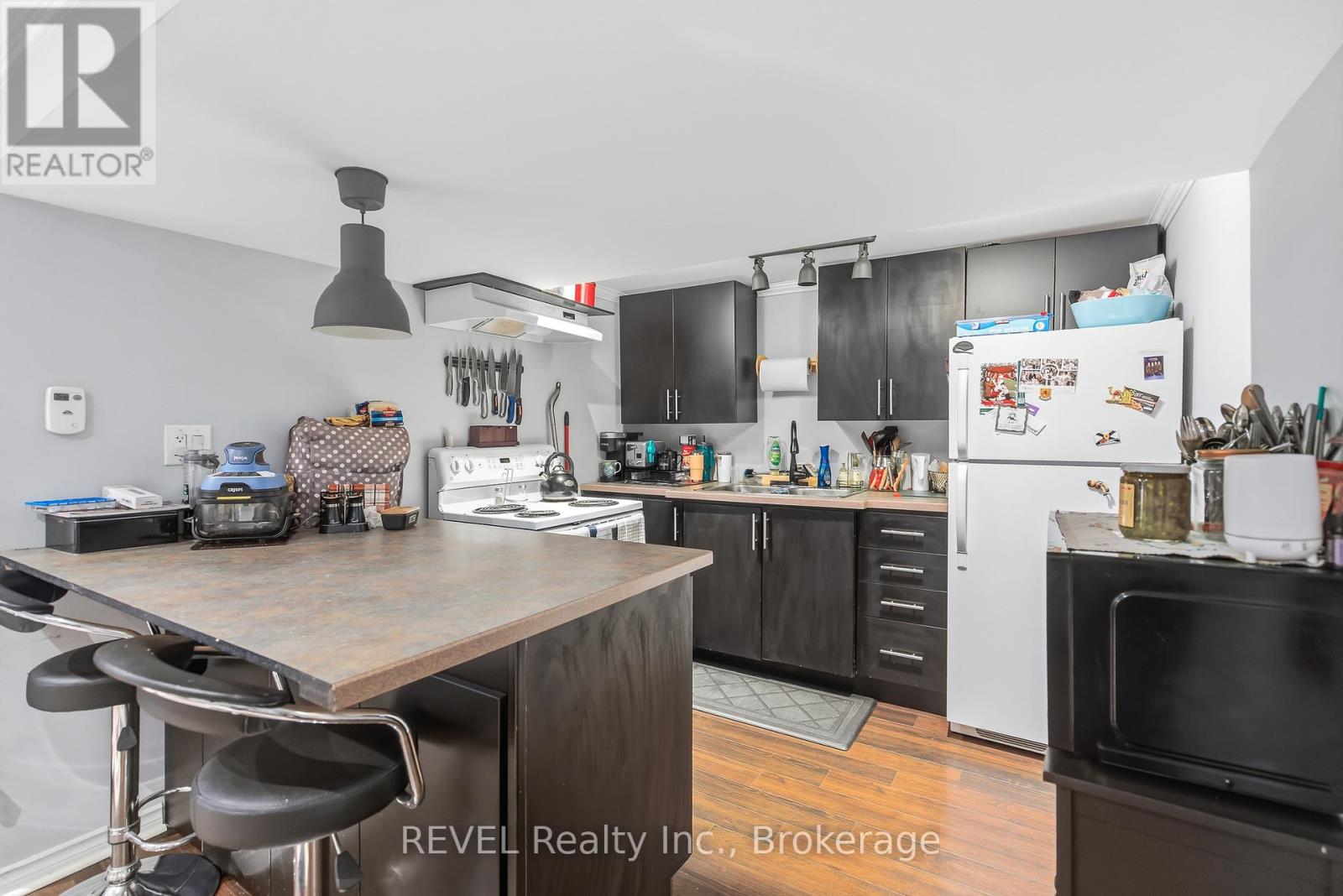 8257 POST ROAD - 3